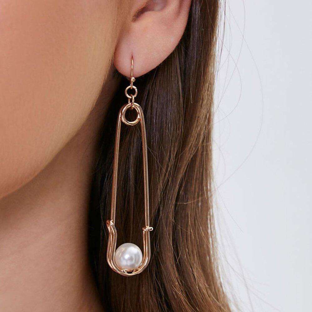 NWT Forever 21 Safety Pin Faux Pearl Drop Earrings